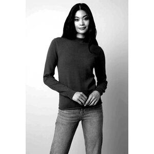 Preowned Raya by Cyrus Funnel Neck Pullover Black Womens Size Large